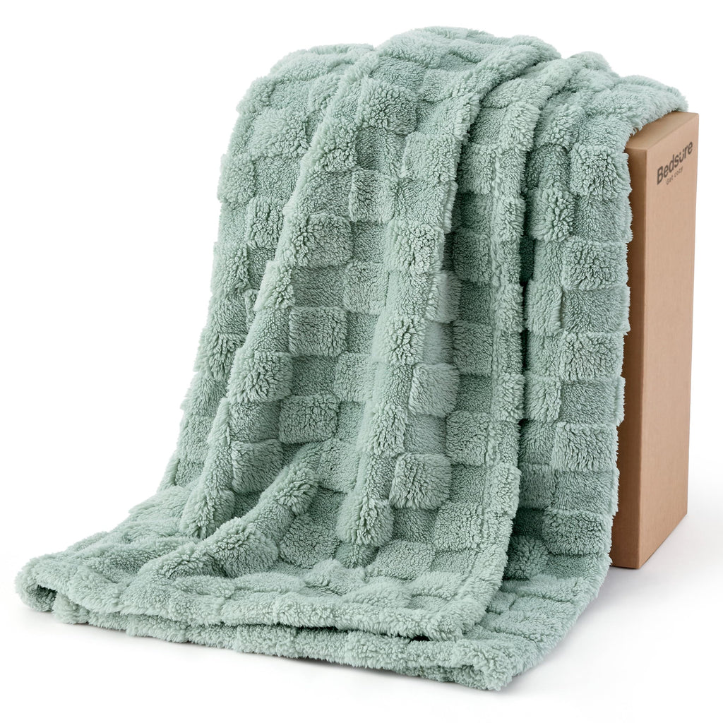 Bedsure Checkered Fleece Throw Blanket,Cute Home Decor,Sage Green,50"×60" | Couch/Sofa/Bed/Office, Lightweight Design, Soft Cozy Cute, All Season, Gifts for Women Girls, Bedroom Home Decor